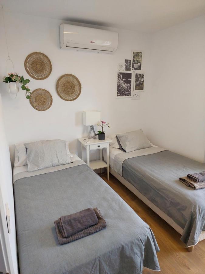 Apartment Beautiful Sea Views Cozy 350 M From