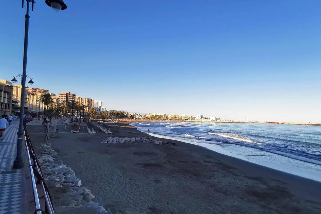 Apartament Beautiful Sea Views Cozy 350 M From Benalmádena