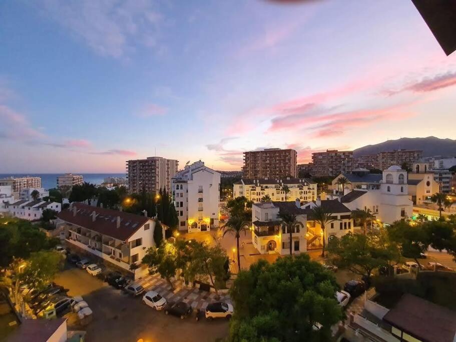 Beautiful Sea Views Cozy 350 M From Apartament Benalmádena