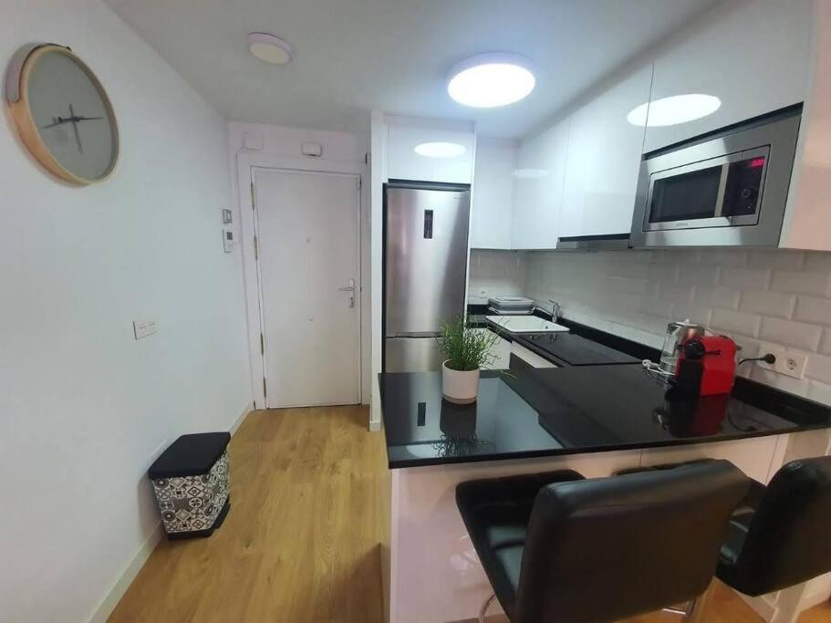 Beautiful Sea Views Cozy 350 M From Benalmádena