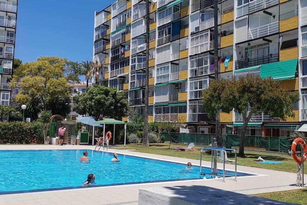 Beautiful Sea Views Cozy 350 M From Apartament Benalmádena