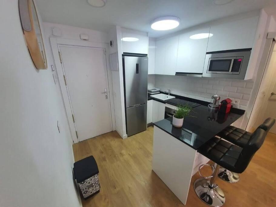 Beautiful Sea Views Cozy 350 M From Apartament Benalmádena